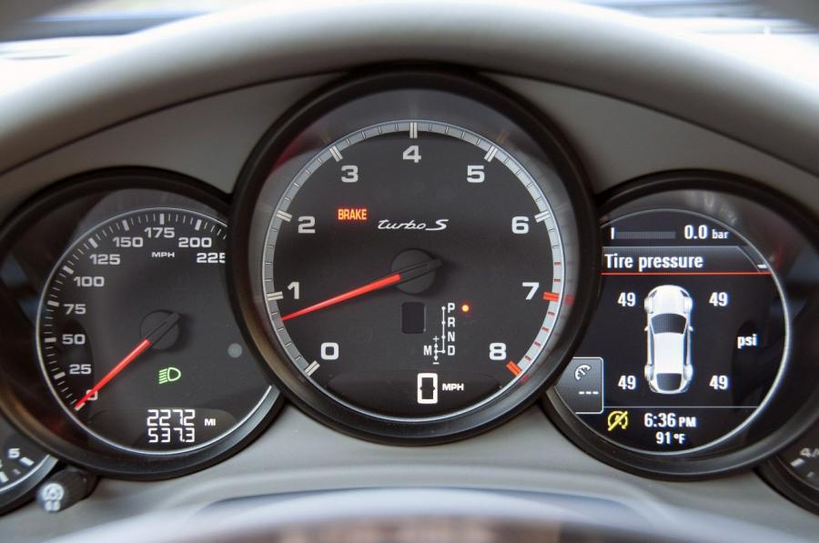 Porsche Panamera Turbo S 2012 года  (фото 24 из 91)